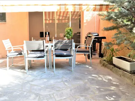 Appartement 2P Climatisé avec Jardin et Parking près de la Mer - Photo 1
