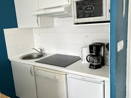 Studio lumineux près plage, animaux admis, parking privé - Photo 5
