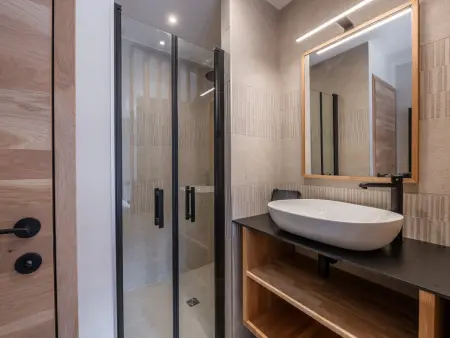 Chalet avec jacuzzi et animaux admis, vue Mont-Blanc - Photo 9