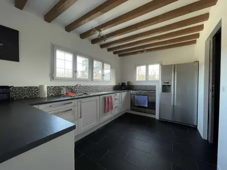 Villa T5 avec Piscine Privée, Proche Rivière, Wifi - Photo 5