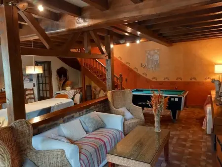 Gîte de Charme avec Spa, Billard, Jardin et Ping-Pong - Photo 13