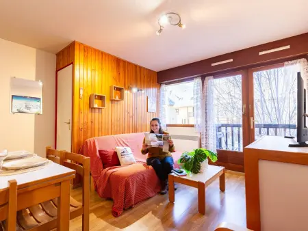 Confort à St Lary: T2, 4 pers, jacuzzi, sauna, gym, parking - Photo 1