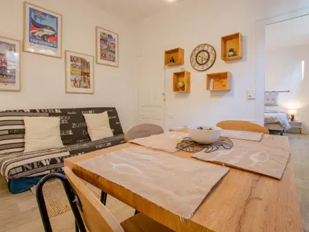 Appartement rénové avec parking privé et animaux admis - Photo 1