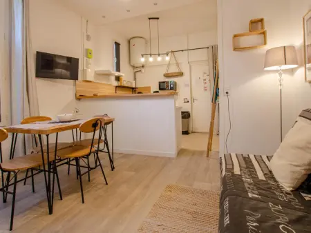Appartement rénové avec parking privé et animaux admis - Photo 5