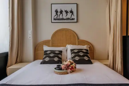 JB-2-TAHAN, Confortable appartement - 1BR/4P - Place de Clichy - Photo 9
