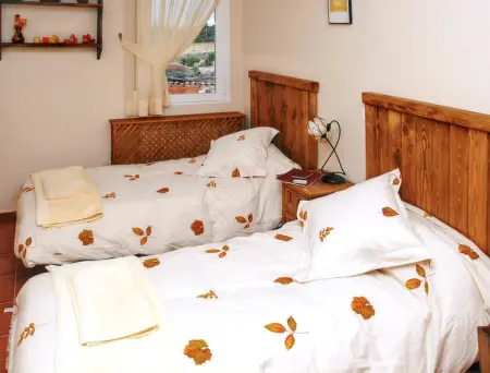 Maison accueillante à Ávila avec parking privé - Photo 7