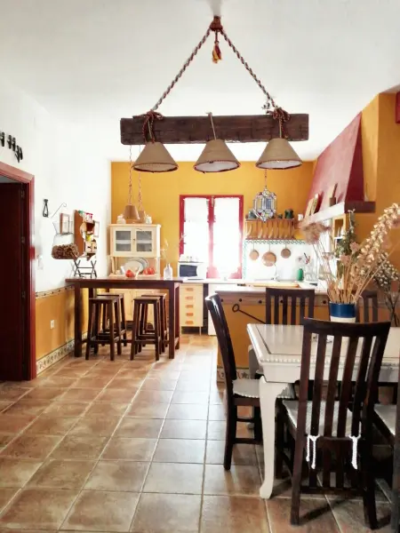 Maison charmante à La Campana avec vue sur la montagne - Photo 9