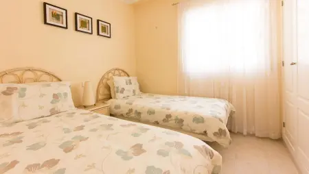 Appartement spacieux à Los Alcázares de 101 m² avec piscine. - Photo 9