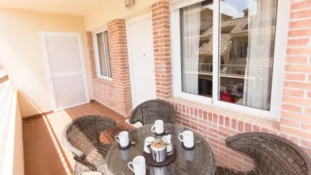 Appartement spacieux à Los Alcázares de 101 m² avec piscine. - Photo 13