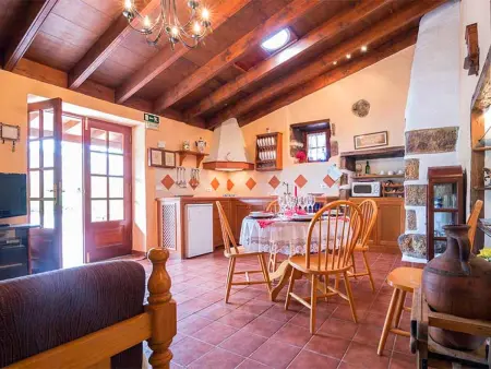 Maison accueillante avec piscine à San Cristóbal, 70 m² - Photo 2