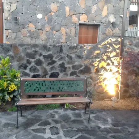Villa accueillante avec vue mer, montagnes et jardin - Photo 13