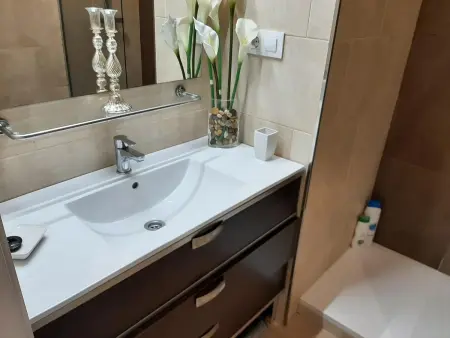 Appartement moderne à Cádiz avec terrasse de 73 m², vue sur jardin. - Photo 4