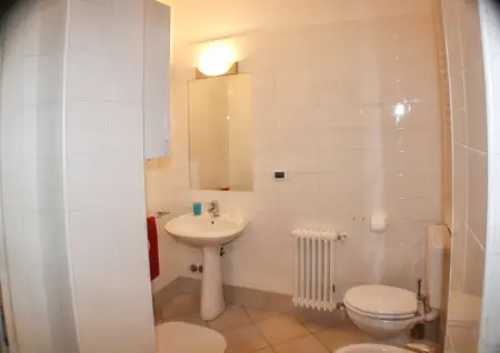 Appartement spacieux au cœur de Bologne - 2 Chambres - Photo 3