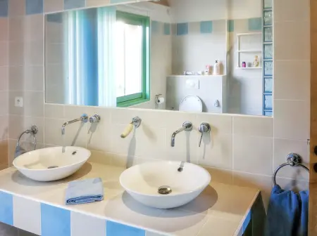Villa élégante à Sagone avec piscine privée et vue sur la mer - Photo 10