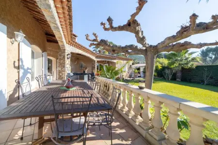 Villa avec Piscine Privée à Carqueiranne, Villa 12 personnes à Carqueiranne - Photo 25