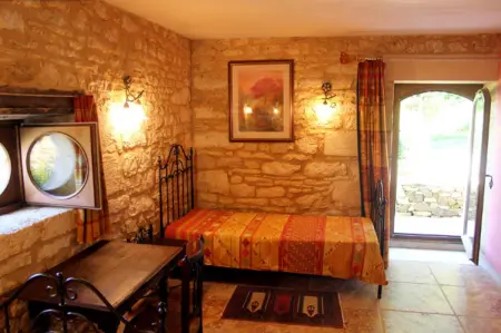 Maison conviviale à Saint-Cybranet avec piscine partagée - Photo 9