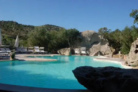 Villa charmante à Olbia avec piscine partagée et jardin - Photo 10