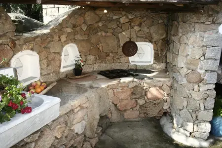 Villa charmante à Olbia avec piscine partagée et jardin - Photo 33