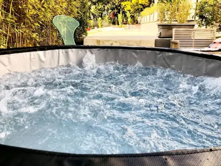 Appartement charmant à La Cadière-d'Azur, 68 m², jacuzzi - Photo 3