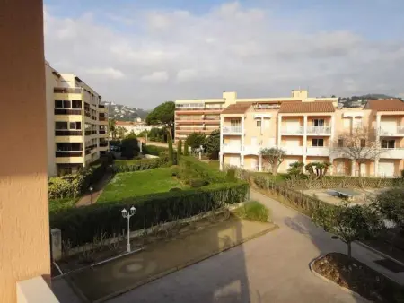 Appartement accueillant à Golfe-Juan - 30 m² - Piscine - Photo 33