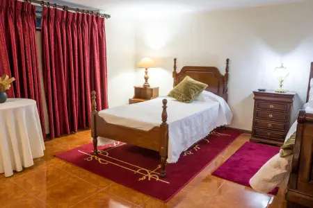 Manoir majesteux à Valença avec piscine privée - Photo 11