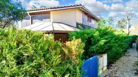 Maison charmante à Hourtin avec jardin clôturé - Photo 10
