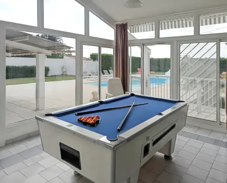 Villa spacieuse et élégante à Meynes avec piscine privée - Photo 6