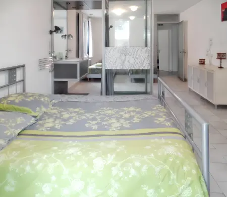 Villa spacieuse et élégante à Meynes avec piscine privée - Photo 12