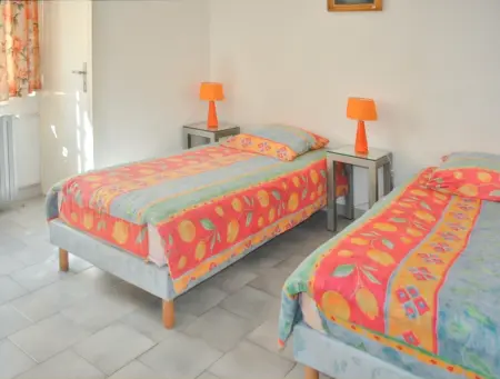 Villa spacieuse et élégante à Meynes avec piscine privée - Photo 13