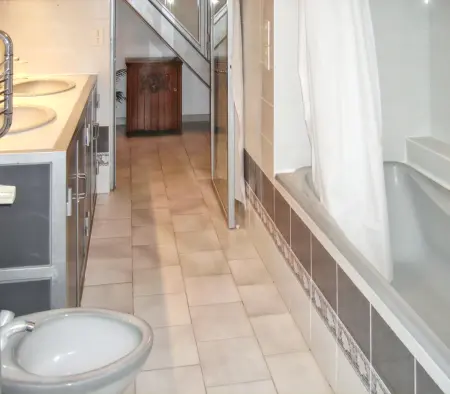 Villa spacieuse et élégante à Meynes avec piscine privée - Photo 18
