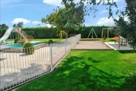 Villa spacieuse et élégante à Meynes avec piscine privée - Photo 24