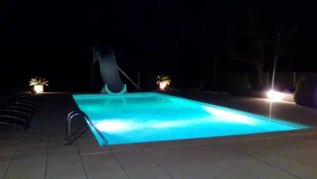 Villa spacieuse et élégante à Meynes avec piscine privée - Photo 27