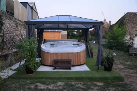 Maison de charme au cœur du Blanc, avec spa et jardin - Photo 13