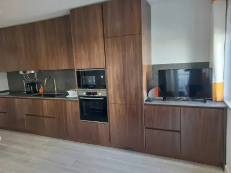 Appartement séduisant au cœur de Quarteira - 50 m² - Terrasse - Photo 5