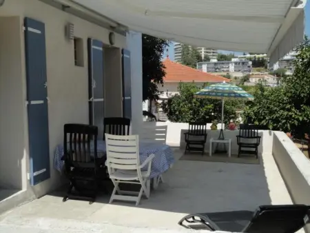 Appartement moderne à Antibes avec jardin et terrasse - Photo 24