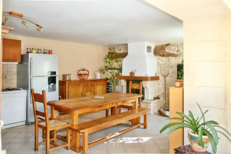 Maison de charme à Saint-Victor-la-Coste avec piscine partagée - Photo 2