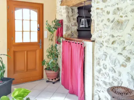 Maison de charme à Saint-Victor-la-Coste avec piscine partagée - Photo 7