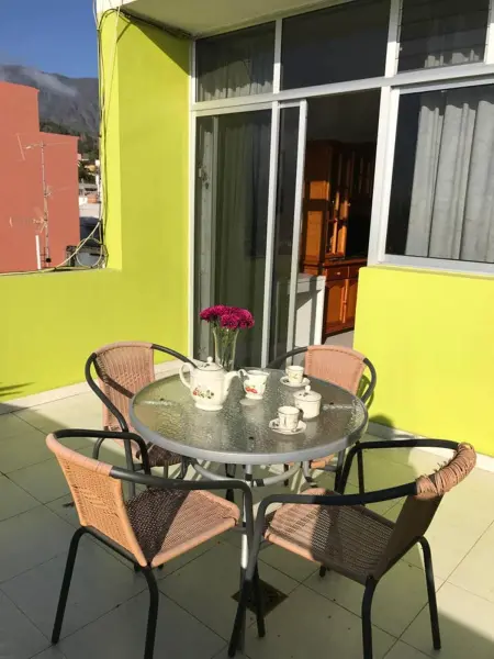 Appartement accueillant avec vue sur la montagne - Photo 1