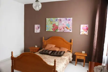 Appartement accueillant avec vue sur la montagne - Photo 2