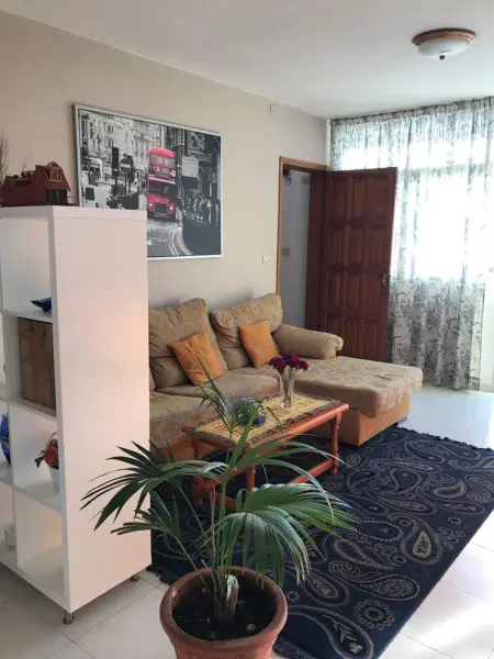 Appartement accueillant avec vue sur la montagne - Photo 3
