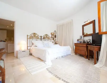 Villa spacieuse à Santa Eulalia : vue mer & montagne, piscine privée - Photo 18