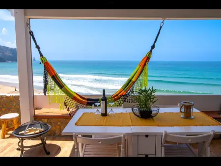 Réveillez-vous face à la mer dans cette maison de charme à Aljezur - Photo 3