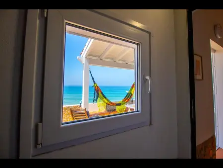 Réveillez-vous face à la mer dans cette maison de charme à Aljezur - Photo 12