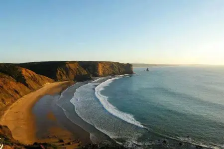Réveillez-vous face à la mer dans cette maison de charme à Aljezur - Photo 21