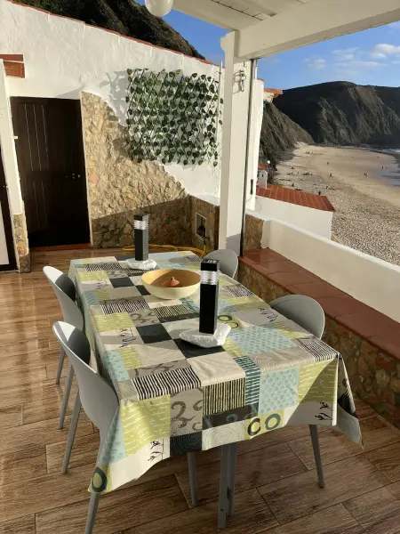 Réveillez-vous face à la mer dans cette maison de charme à Aljezur - Photo 28