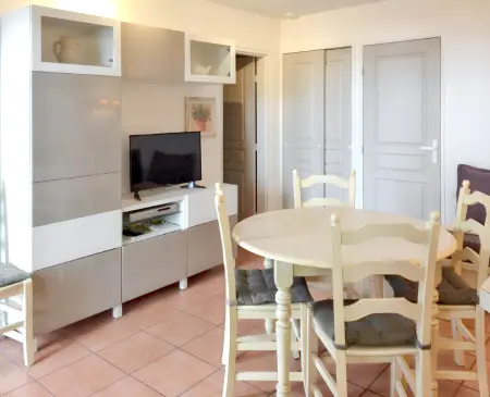 Appartement lumineux Roquebrune 45m² avec piscine partagée - Photo 3
