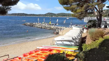 Appartement lumineux Roquebrune 45m² avec piscine partagée - Photo 17