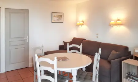 Appartement lumineux Roquebrune 45m² avec piscine partagée - Photo 23