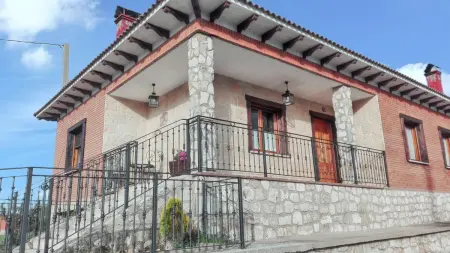 Maison familiale à Peral de Arlanza avec jardin clôturé - Photo 2