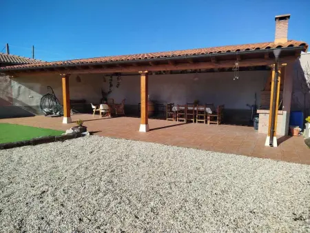 Maison familiale à Peral de Arlanza avec jardin clôturé - Photo 14